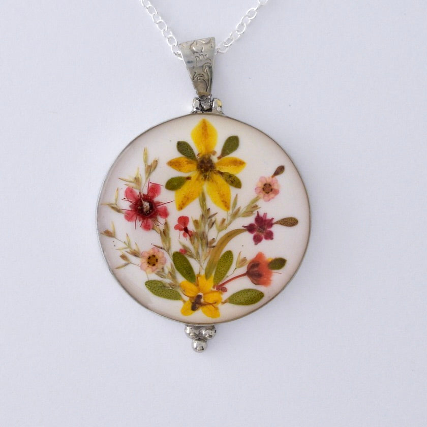 Wildflower Pendant Green Round