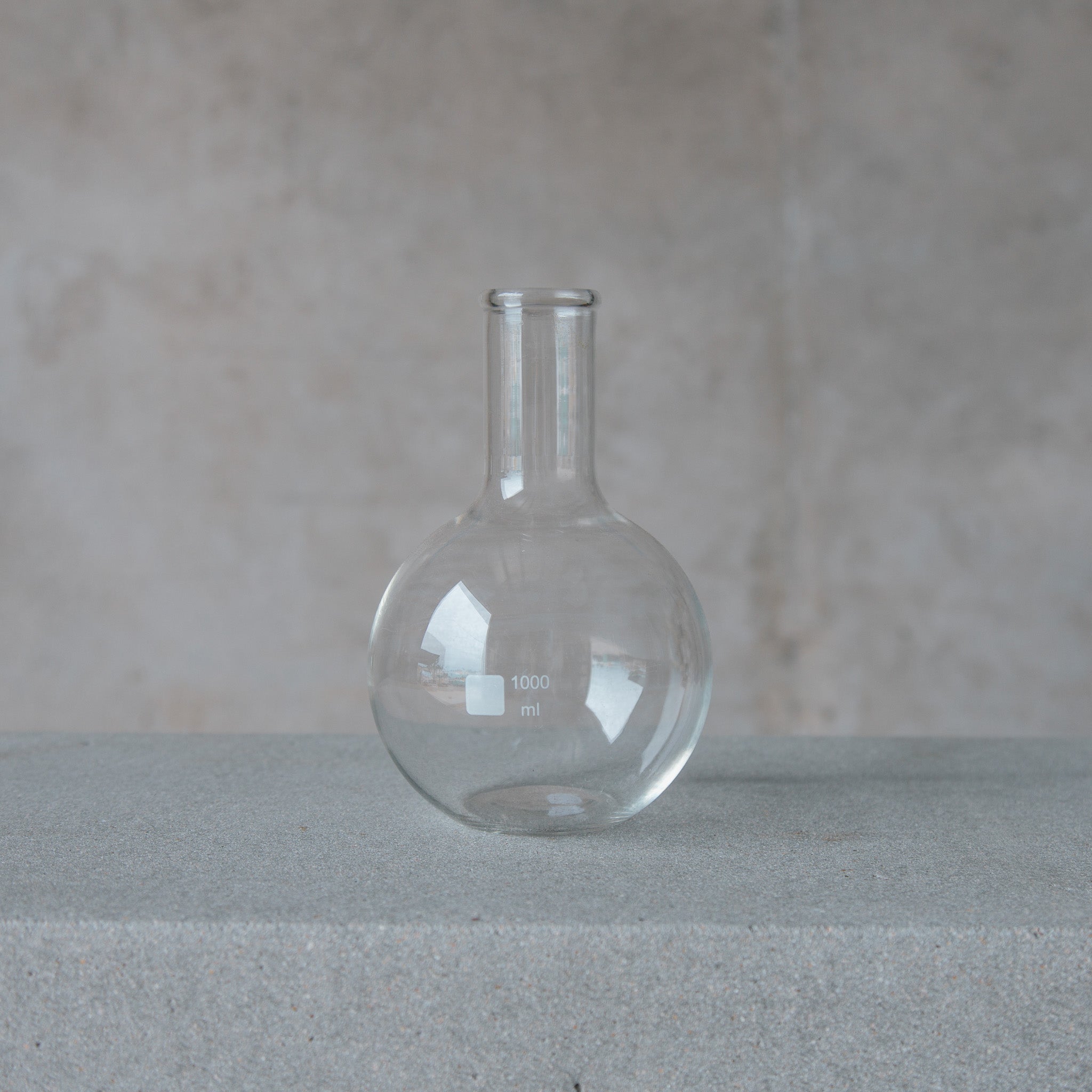 1000 ml boiling flask vase wedding and event hire Darwin