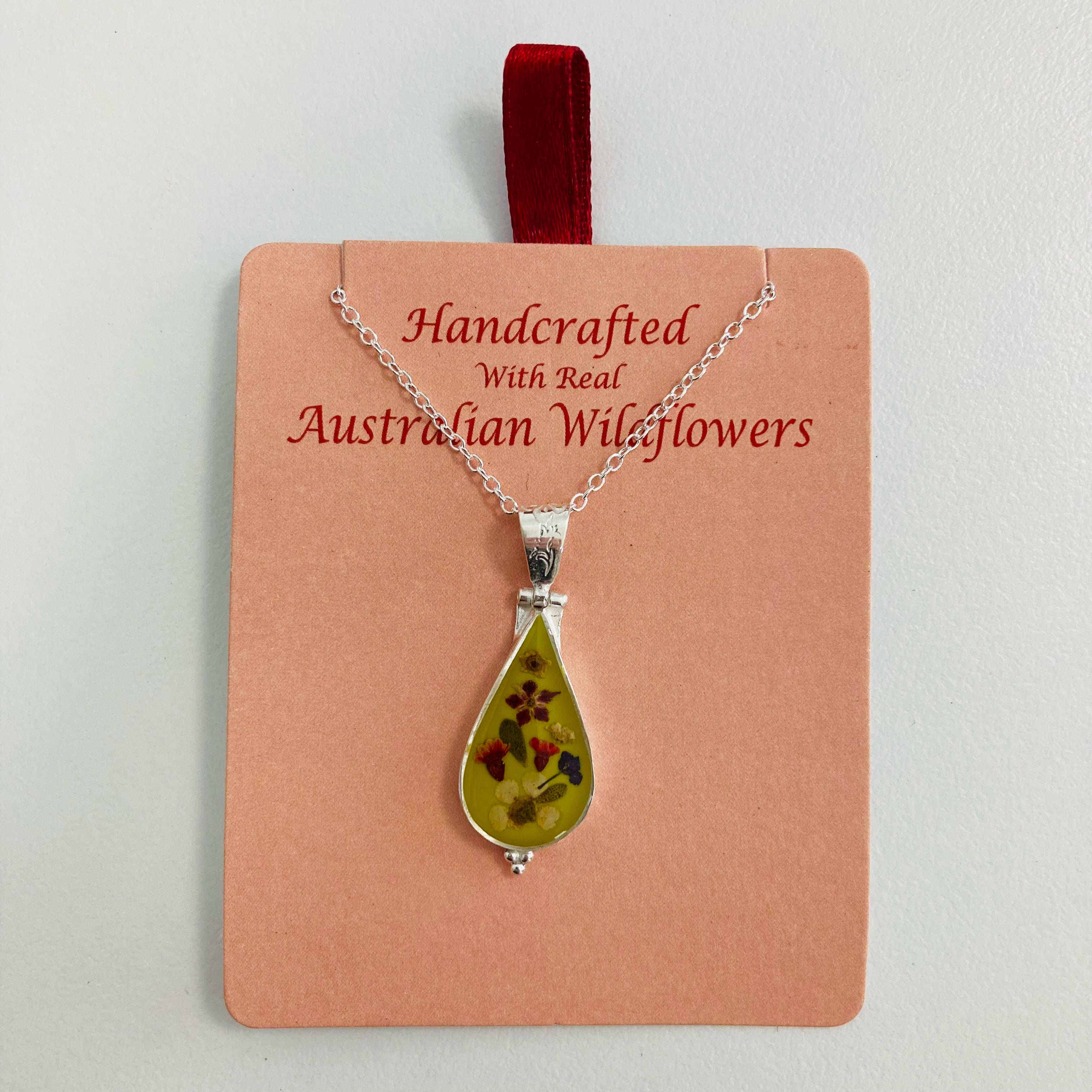 Wildflower Pendant Green Teardrop
