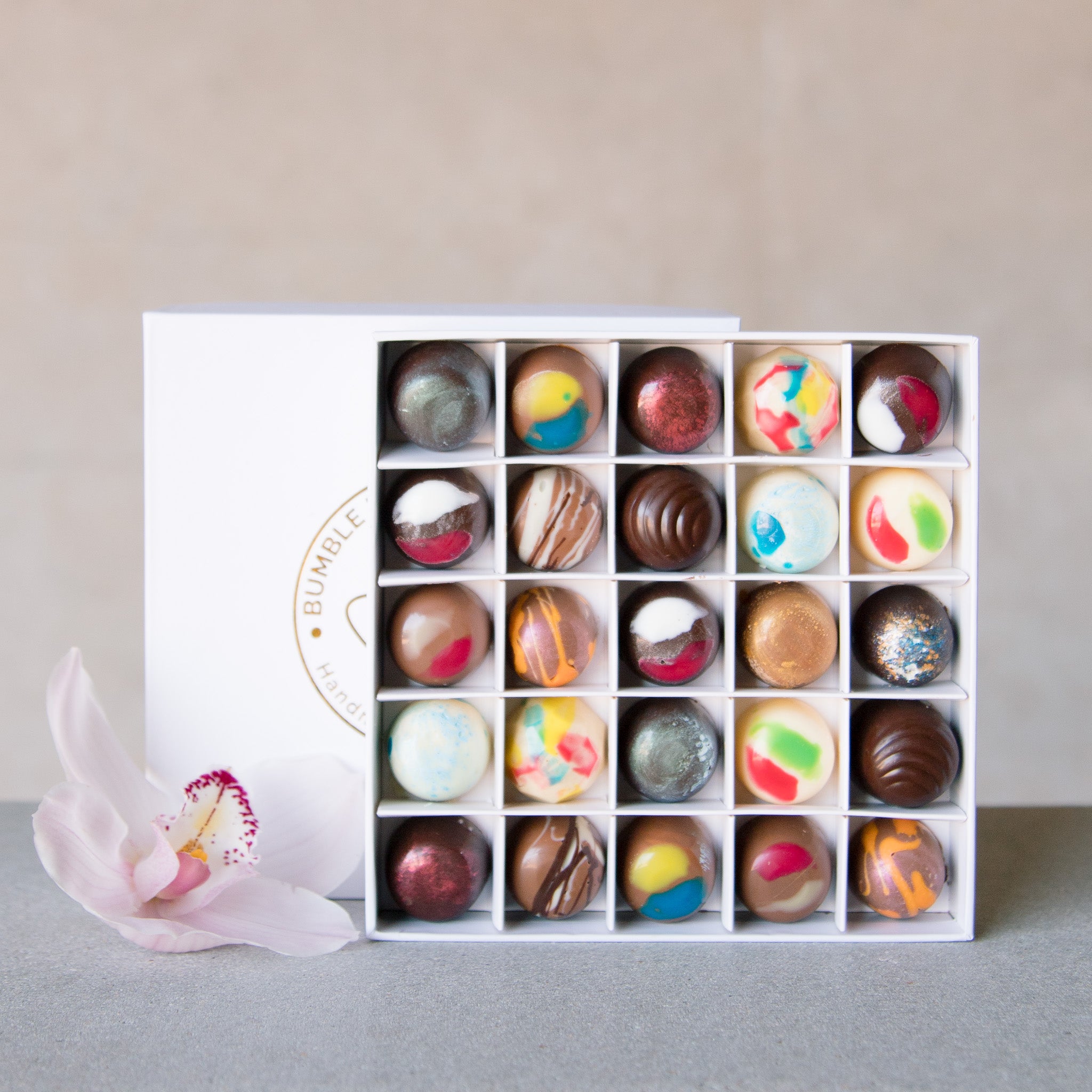 Beija Flor Brumble Bean Box of 25 Assorted Truffles