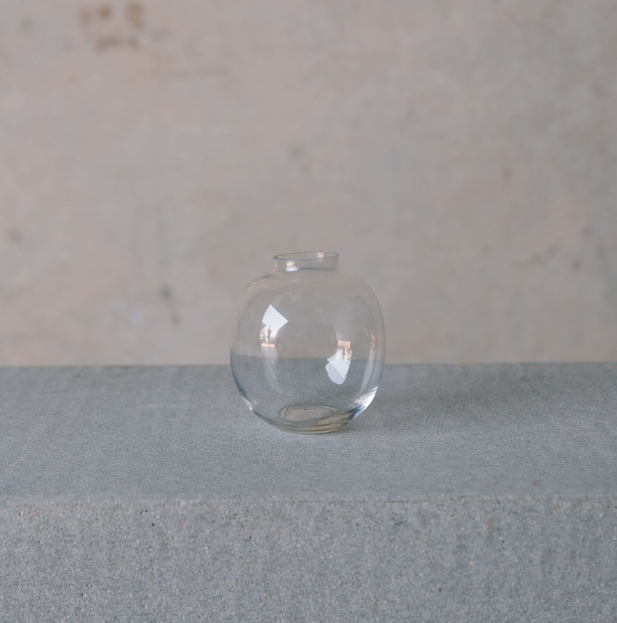 Beija Flor - Darwin wedding & event hire - Bubble Vase Small