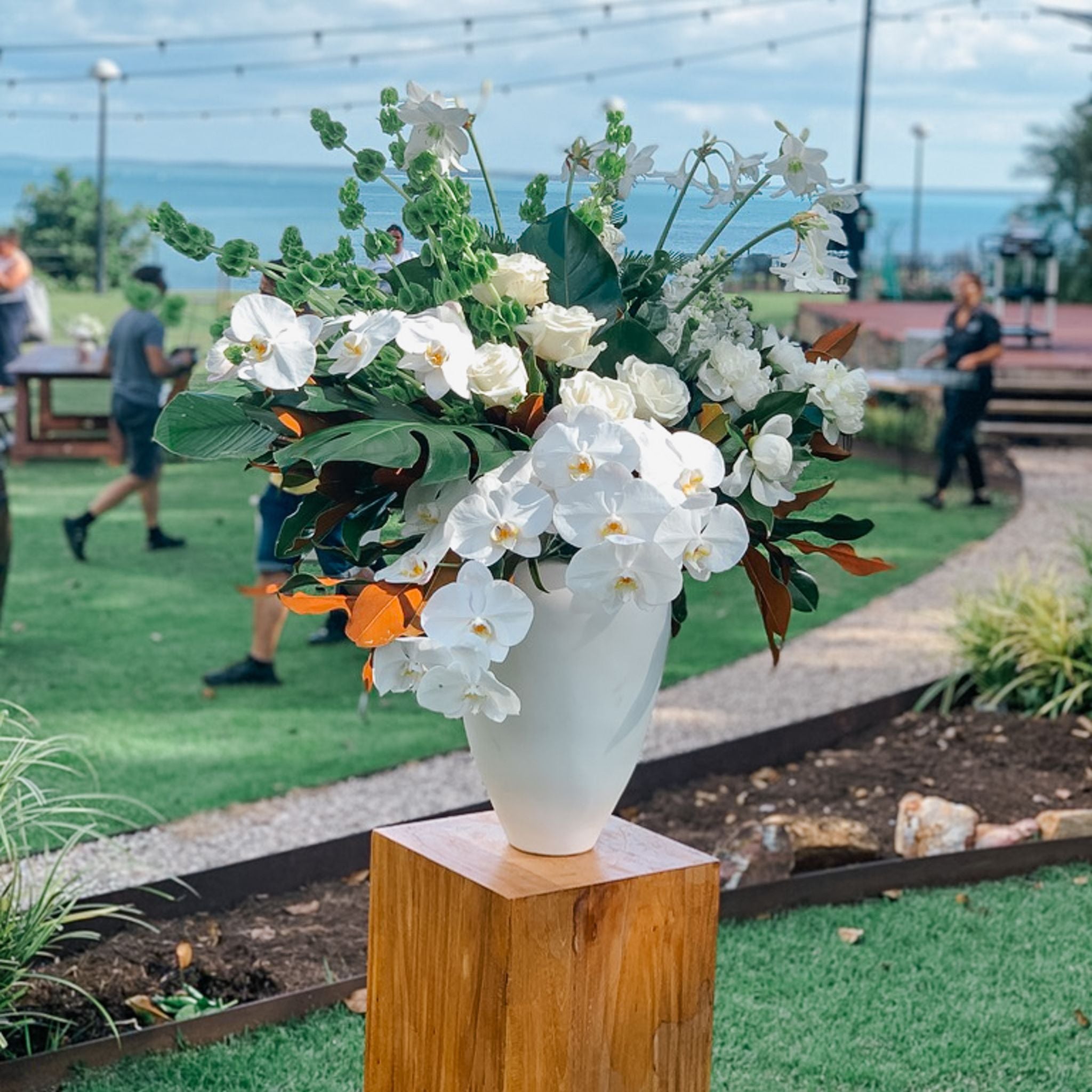 Thea Vase Large