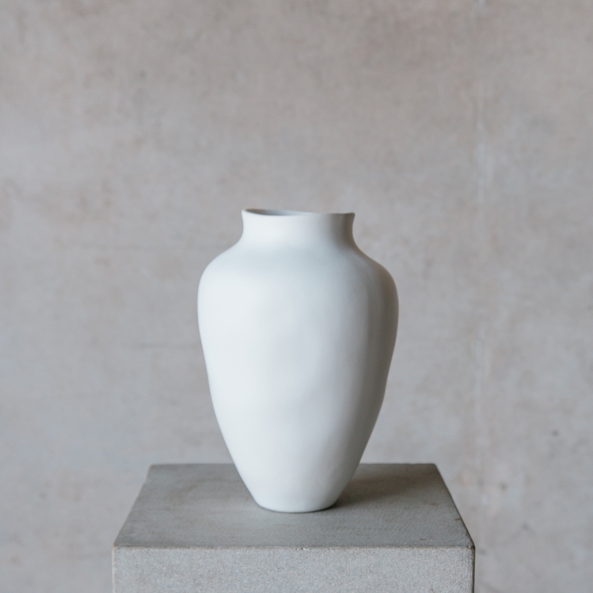 Thea Vase Large