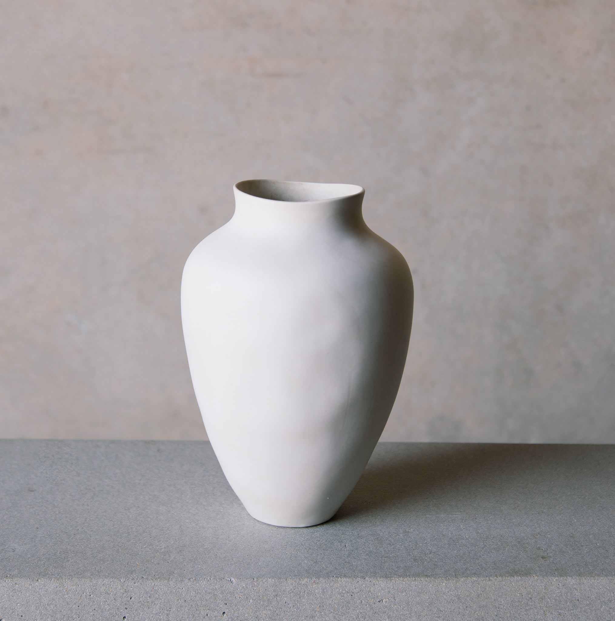 Beija Flor - Darwin wedding & event hire - Thea Vase Medium