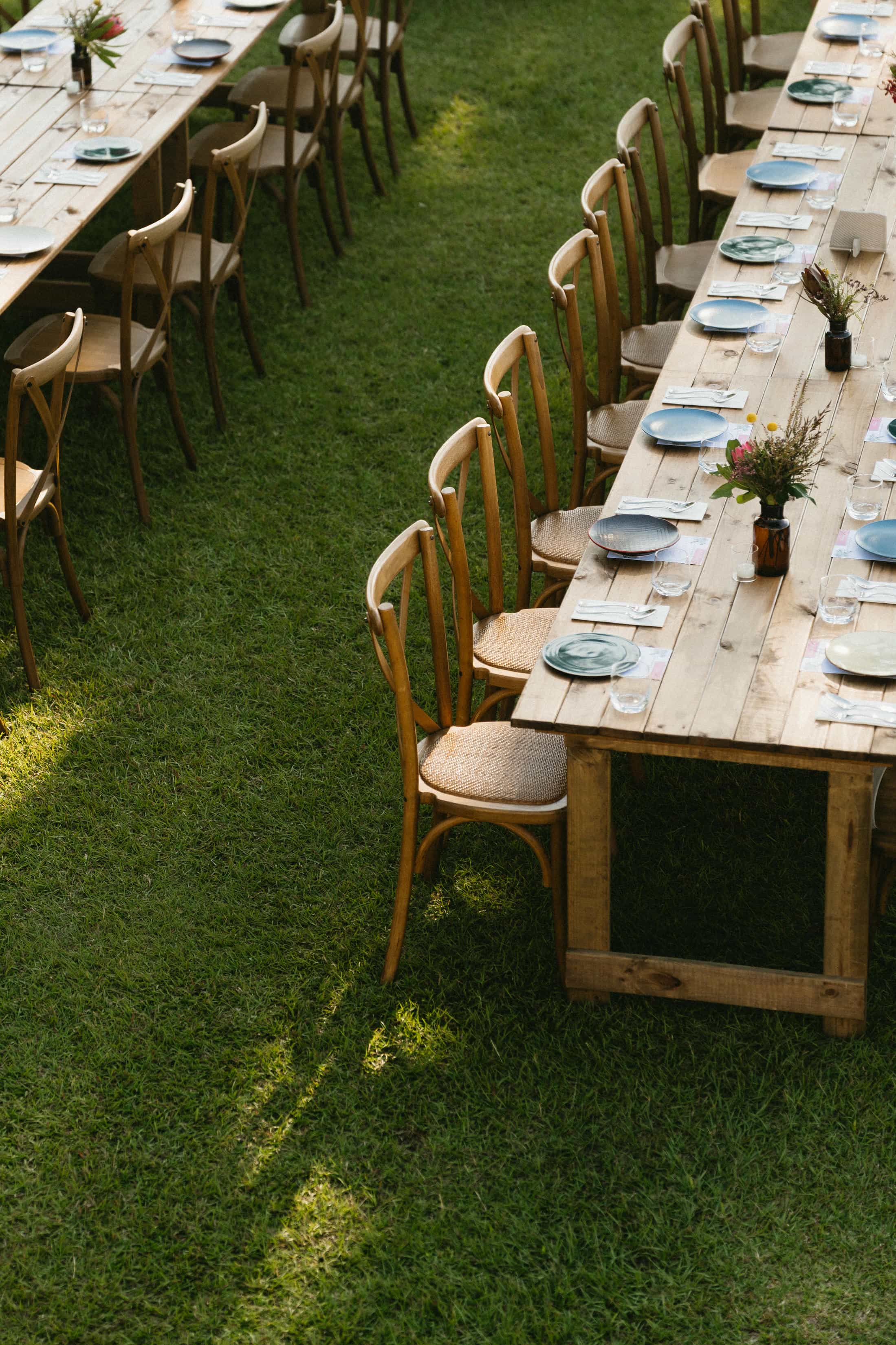 beija flor real wedding khia and jonathan long table setting on lawn