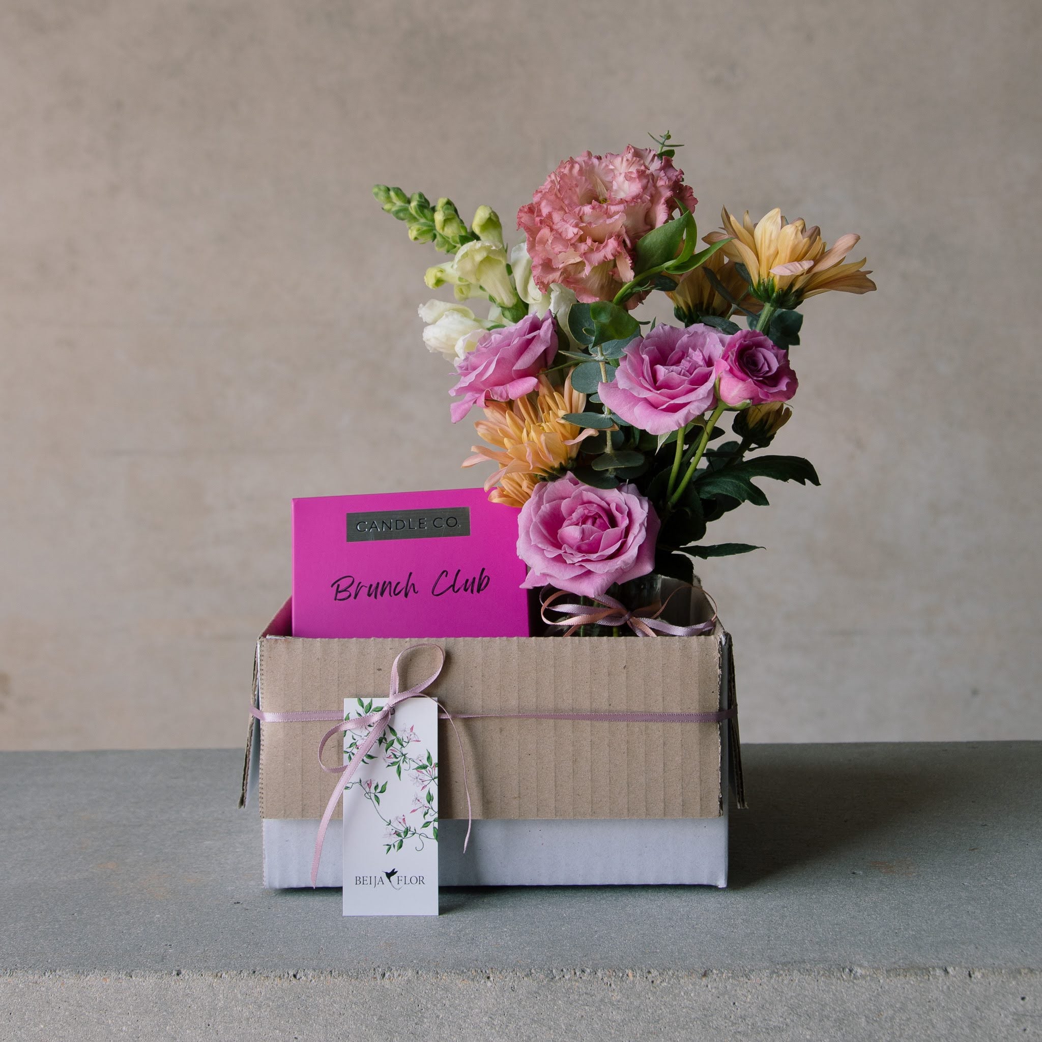 Cotswald Gift Box – Flower Jar and Candle for Mother’s Day
