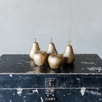 GOLD APPLES AND PEARS