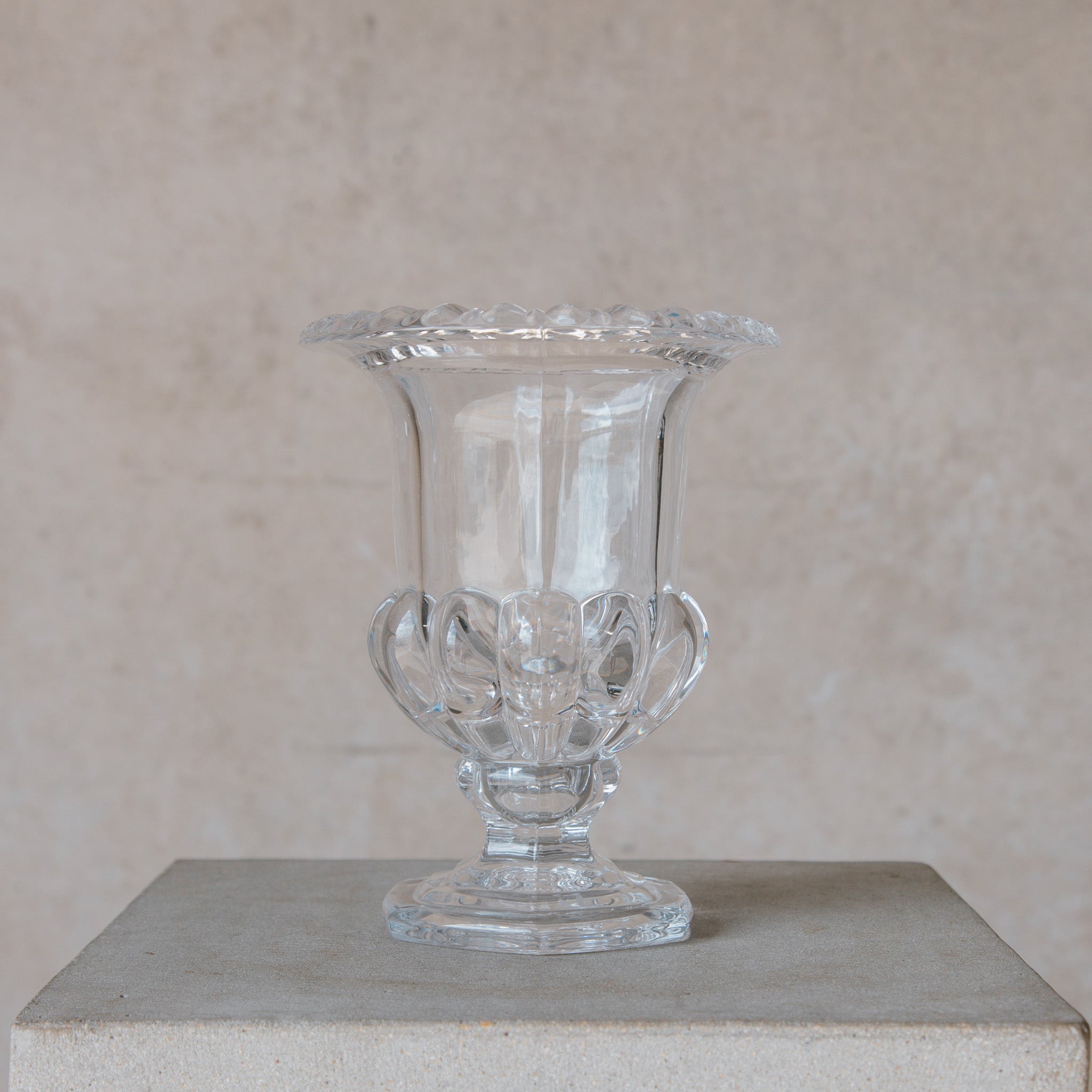 Beija Flor - Darwin wedding & event hire - Crystal Urn Vase Small