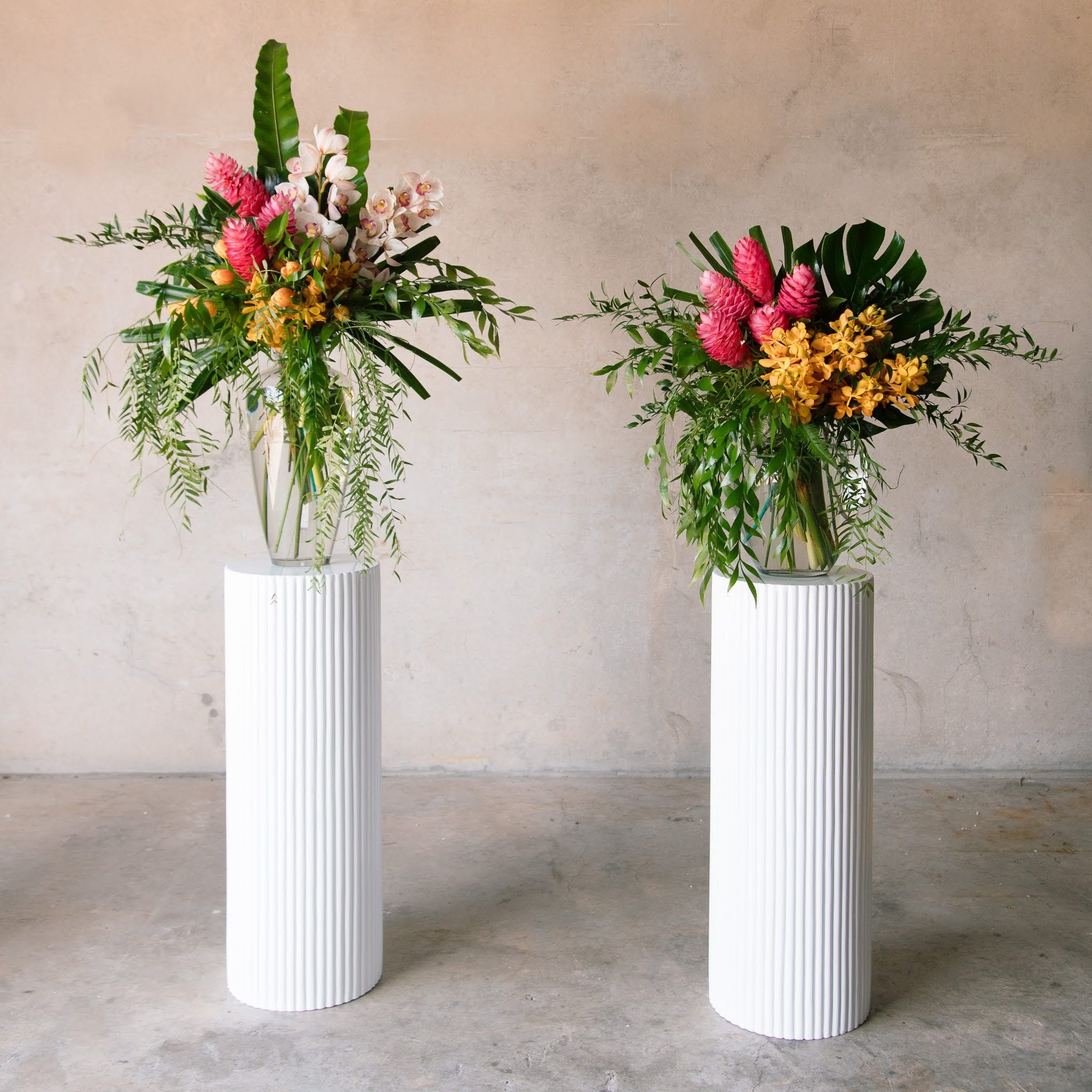 Casa Vase Clear - Wedding & Event Hire - Vase Arrangements in White Plinths