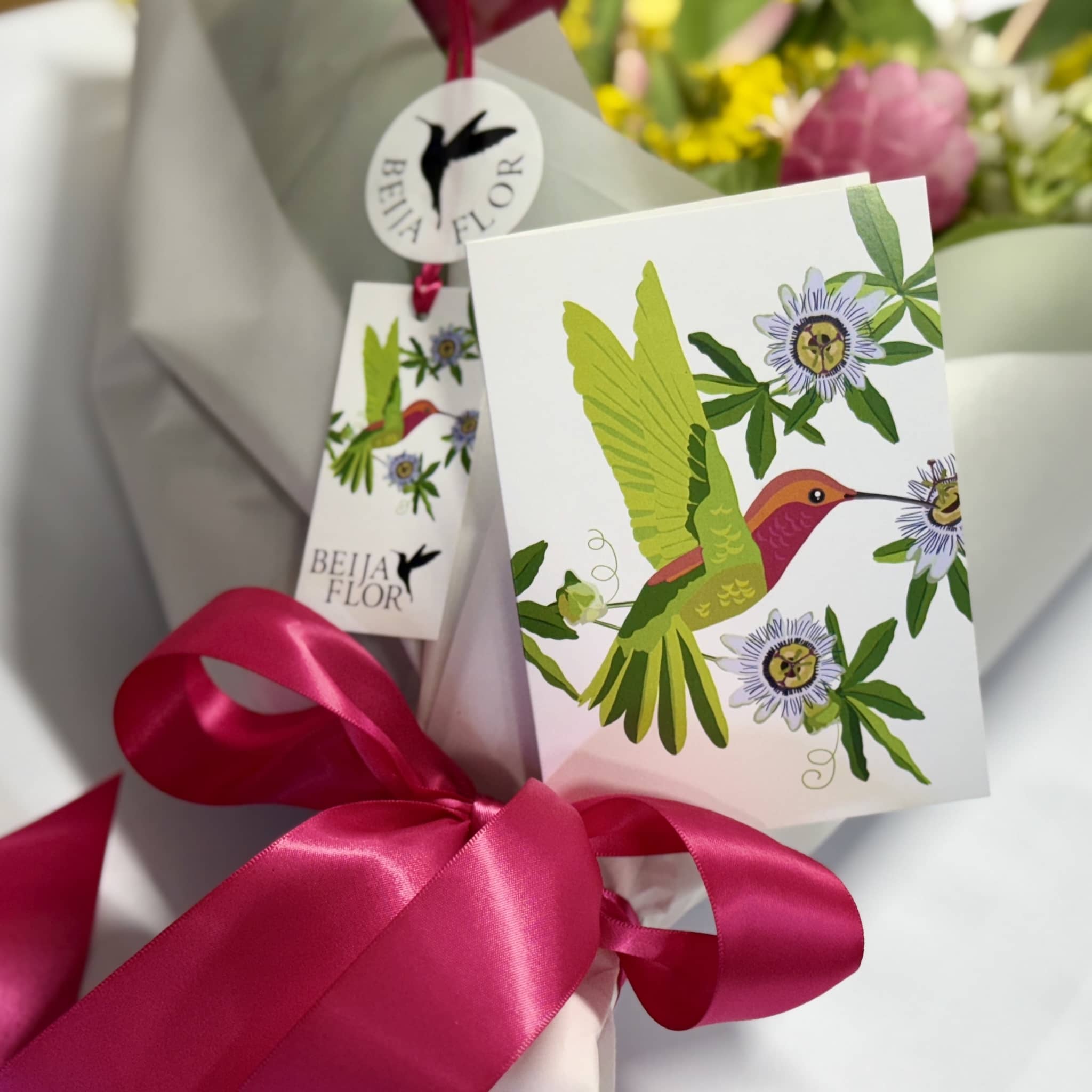 beija flor hummingbird illustrated gift card with cerise bow