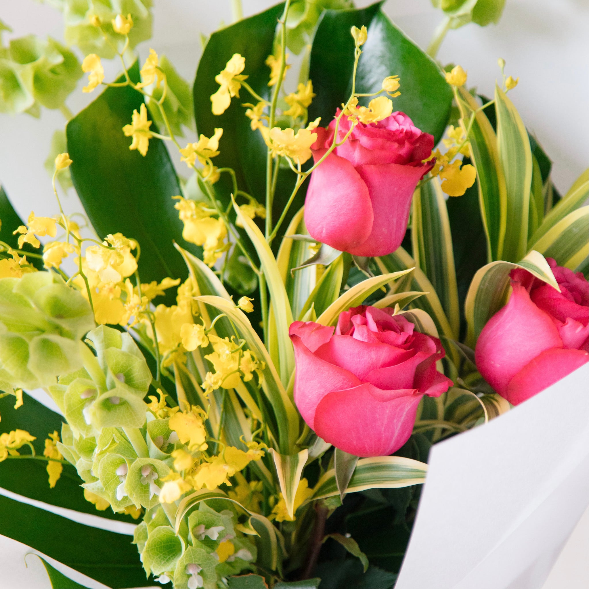 Ipanema Bouquet - close up vibrant flowers